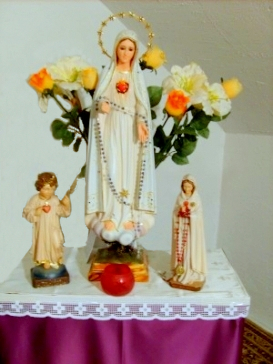 Maria Altar